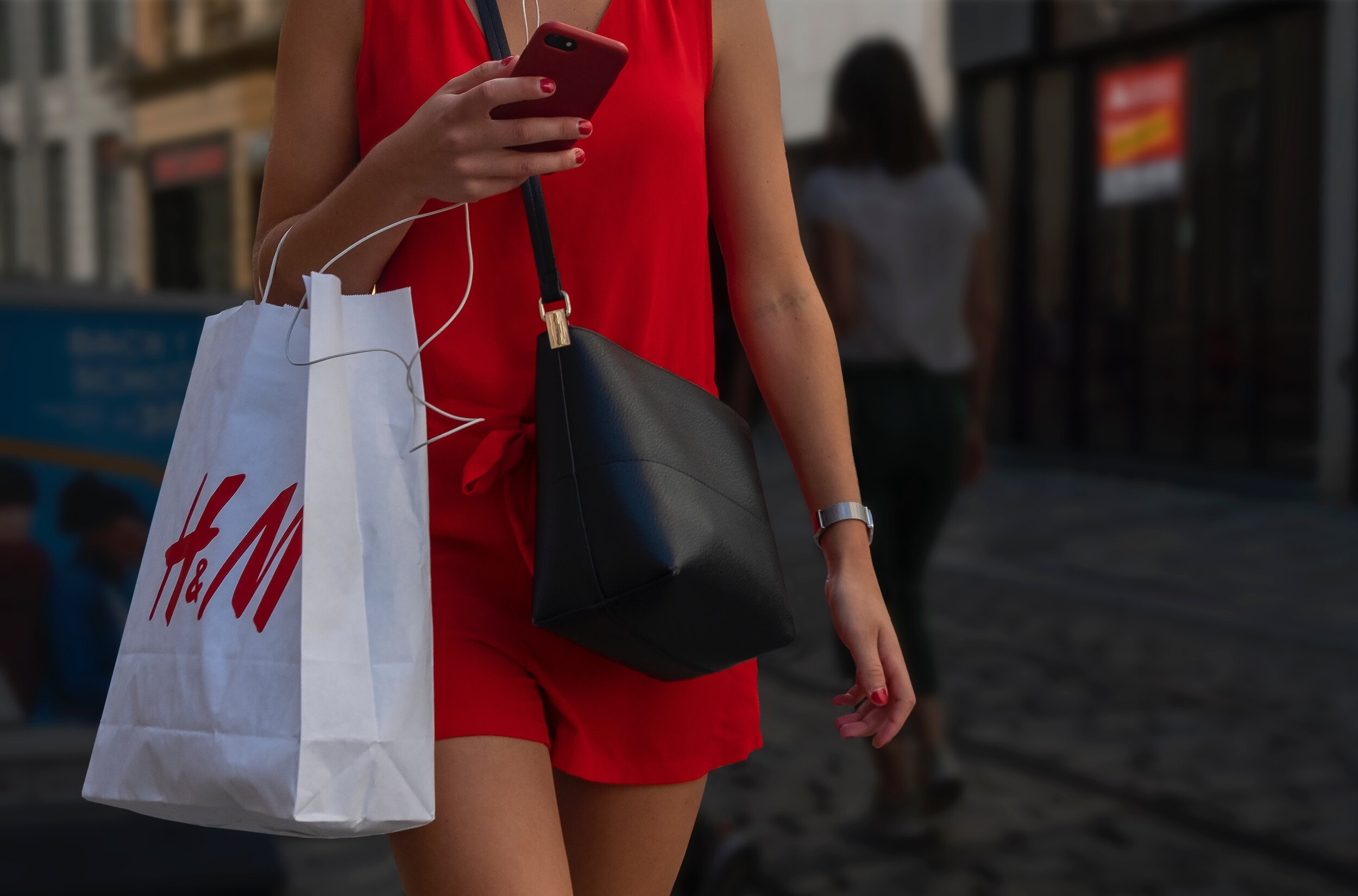 H and deals m bag